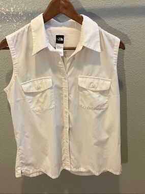 The North Face Women's White Sleeveless Button-Front Camisole
